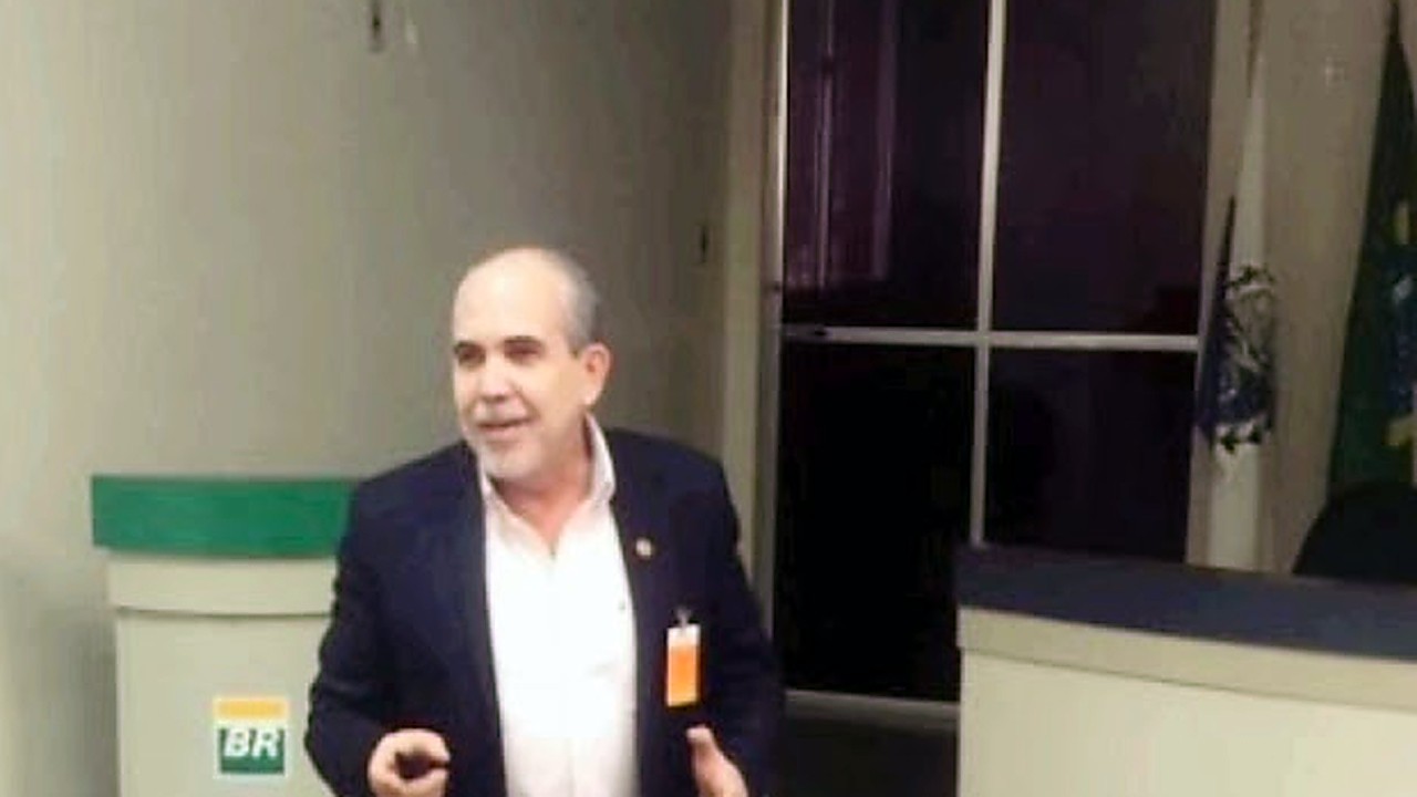Capa do vídeo Palestra na Petrobras