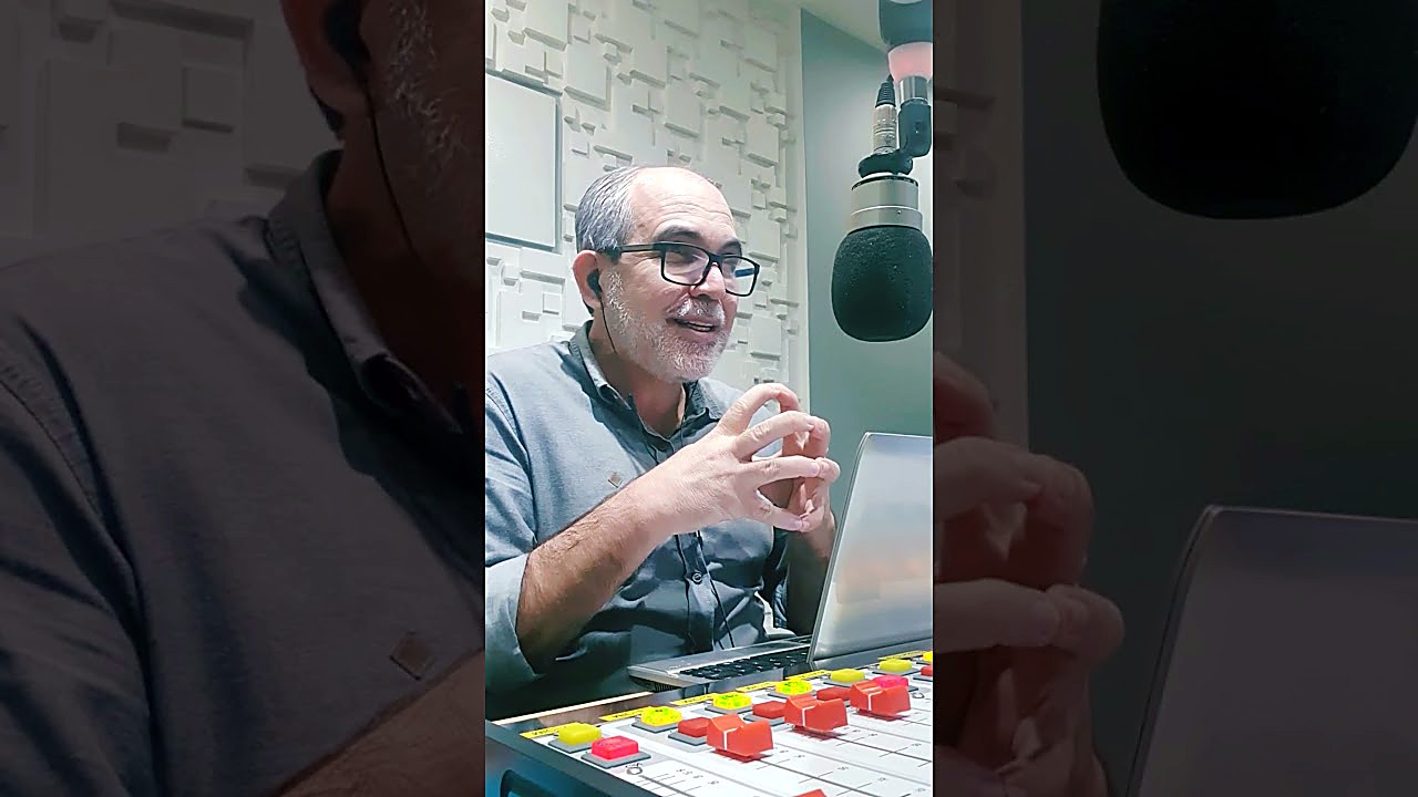 Capa do vídeo Quem trabalha feliz, trabalha melhor!